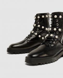 bottines en cuir avec détail de perles